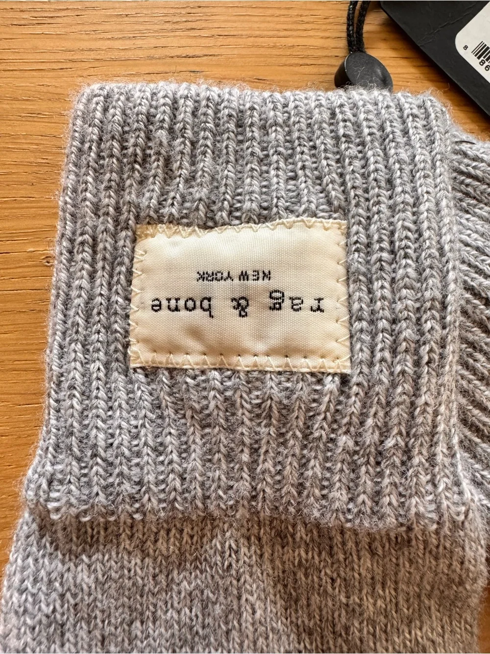 rag & bone Light Gray Knit Women’s Gloves